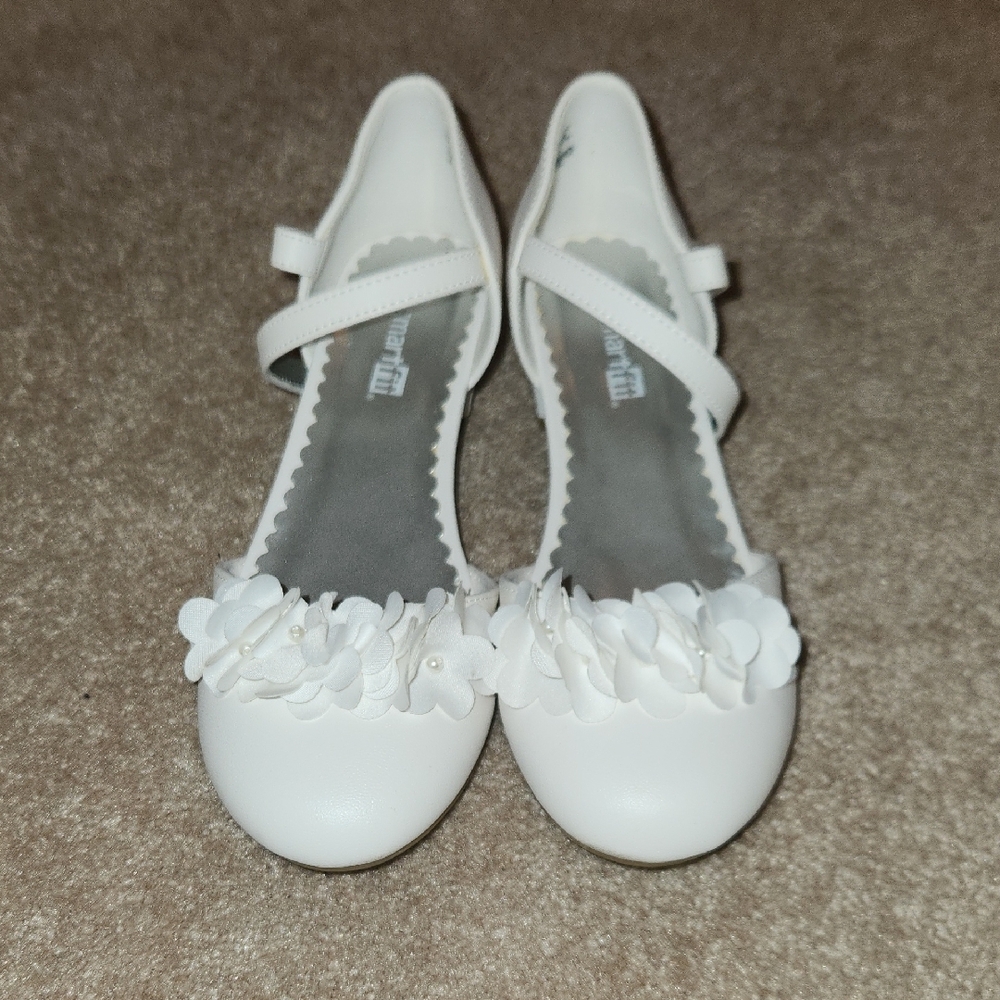 SmartFit White Floral Kids Dress Shoes